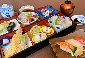 旬彩御膳【葵】2,500円（2,750円）